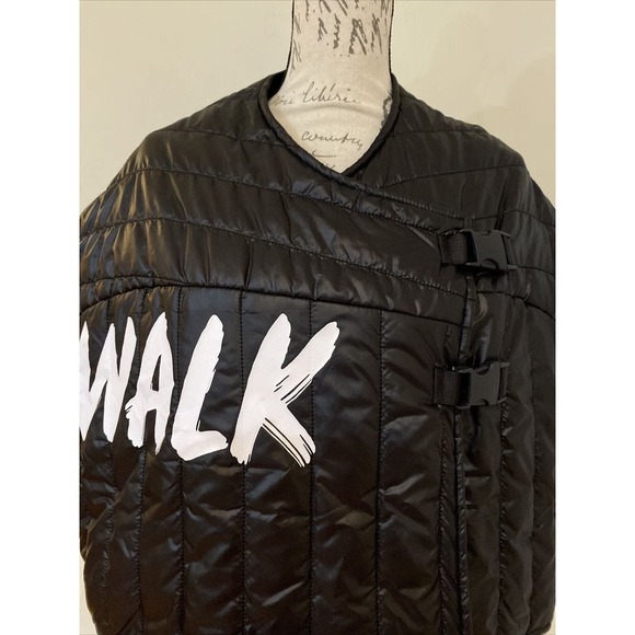 Nocturne Black Vest - Picture 2 of 11